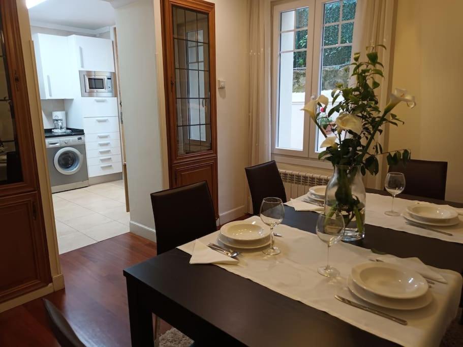 Apartamento En Casa Con Jardin + Garaje. E-Bi-201 Apartment Bilbao Luaran gambar